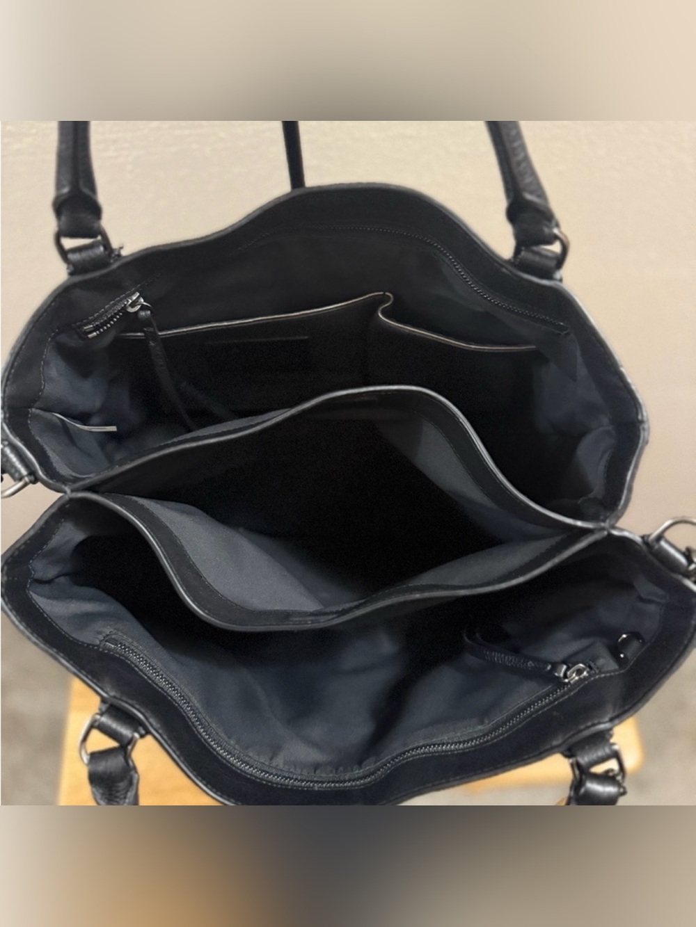 COACH Borough Grommet pebbled leather crossbody bag - Picture 4 of 7